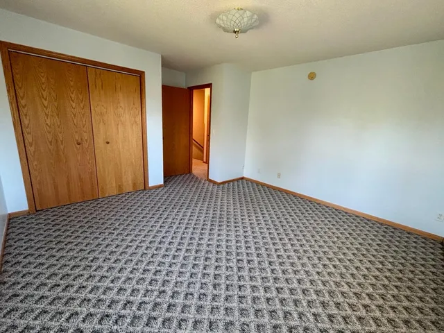 $349,900 | 322 Oriole Avenue North, Thief River Falls, MN 56701