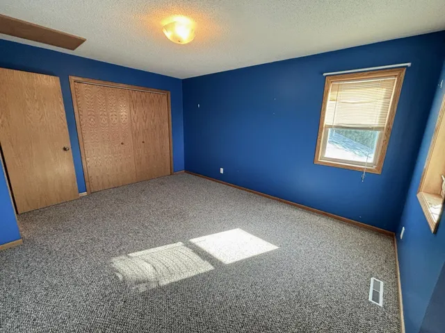 $349,900 | 322 Oriole Avenue North, Thief River Falls, MN 56701