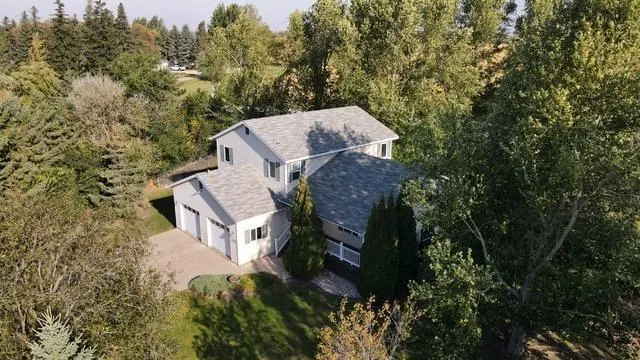 $349,900 | 322 Oriole Avenue North, Thief River Falls, MN 56701