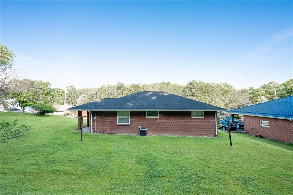 465 North 9th Street Indiana, PA 15701 - Photo 4 of 28