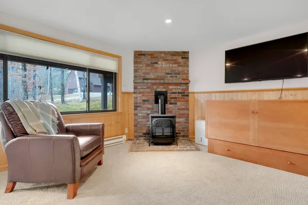 $875,000 | 153 Ridge Run Road, Unit D5, Newry, ME 04261