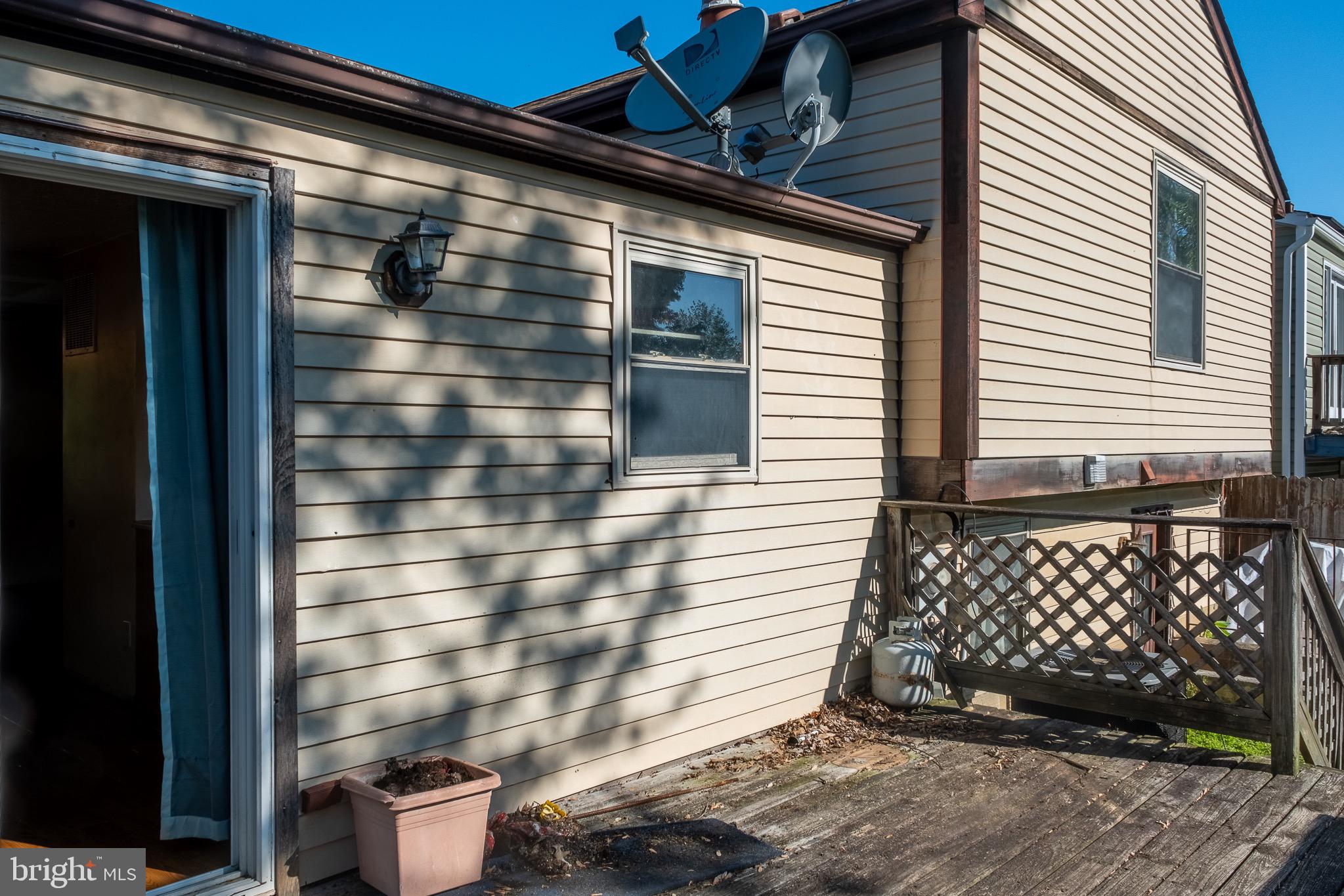 452 Center Street Frederick, MD 21701 - Photo 7 of 29