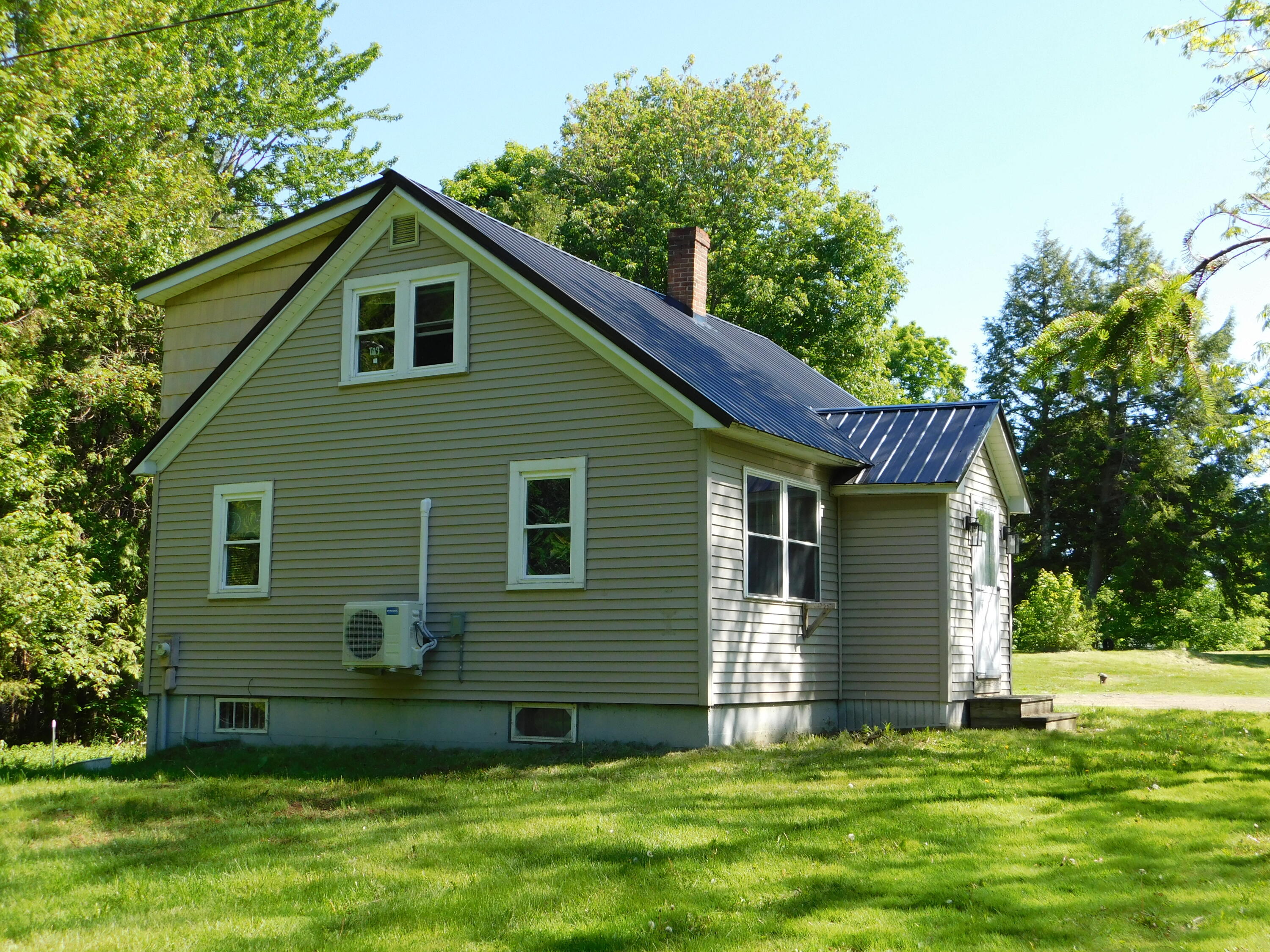 822 Dover Road Dexter, ME 04930 - Photo 5 of 40 DSCN7197