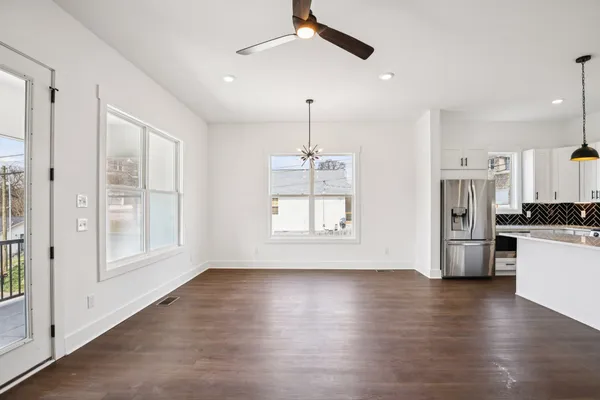 $3,500 | 2213 18th Avenue North, Nashville, TN 37208