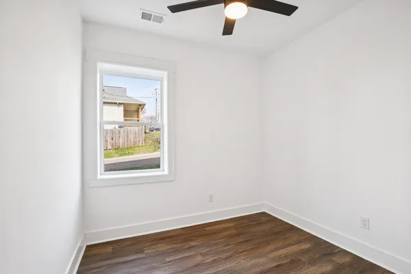 $3,500 | 2213 18th Avenue North, Nashville, TN 37208