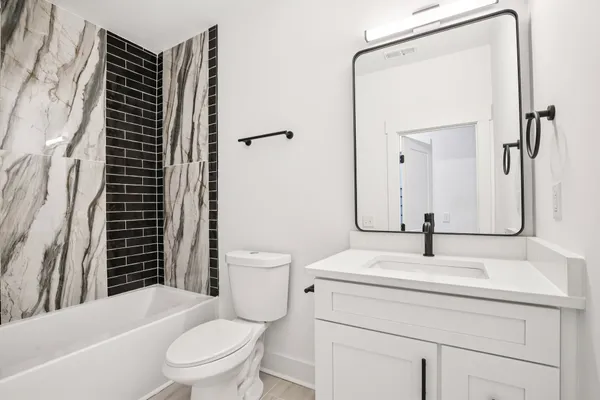 $3,500 | 2213 18th Avenue North, Nashville, TN 37208