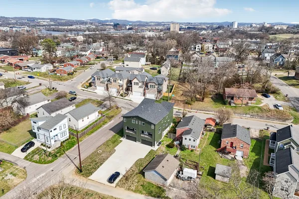 $3,500 | 2213 18th Avenue North, Nashville, TN 37208