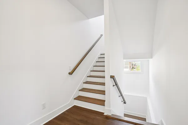 $3,500 | 2213 18th Avenue North, Nashville, TN 37208