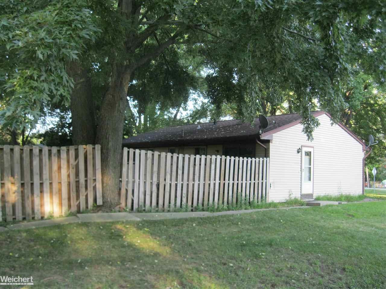 3231 West Utica Road Utica, MI 48317 - Photo 3 of 23