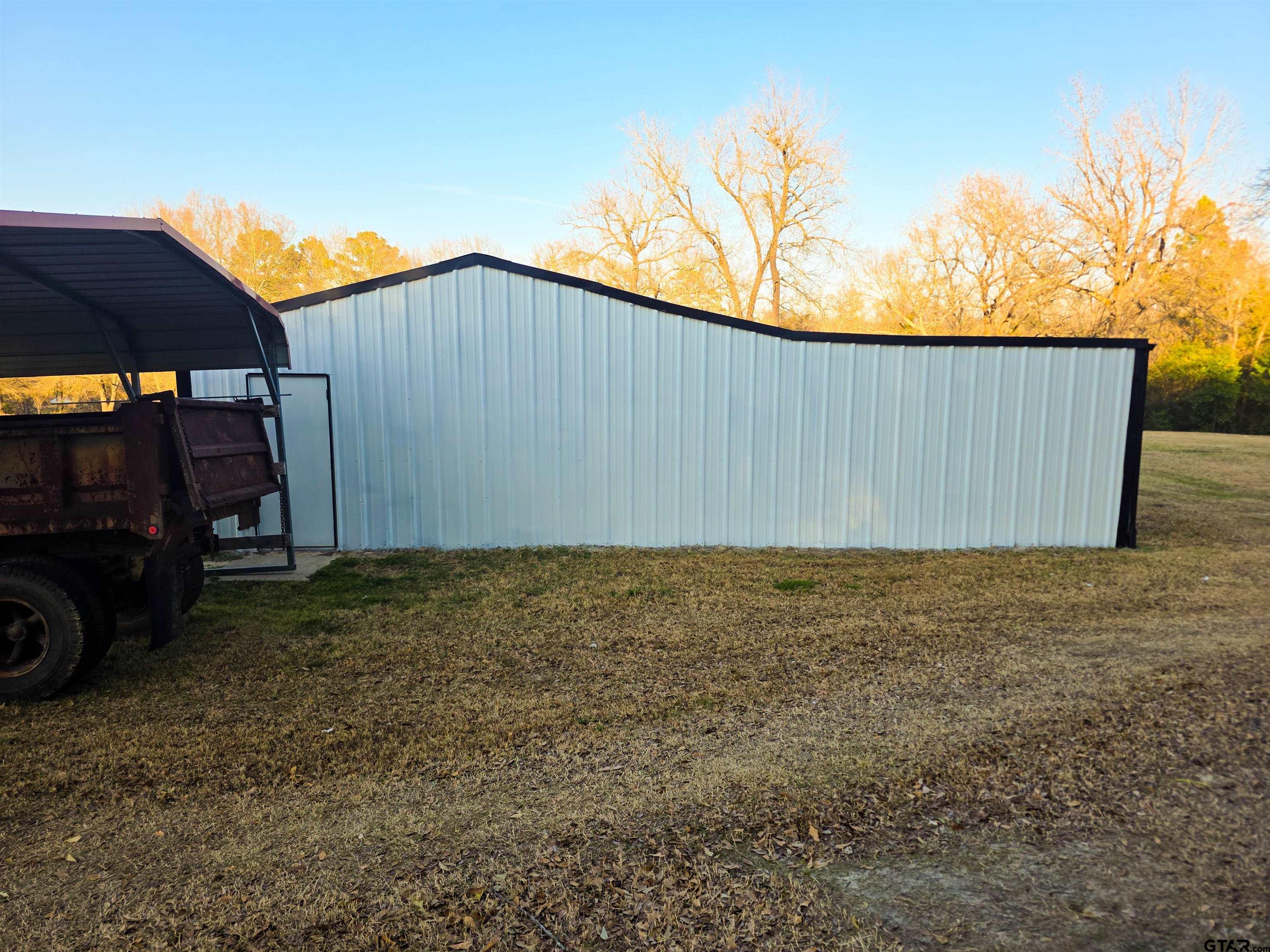12507 Dingler Road Tyler, TX 75709 - Photo 4 of 26 a view of a backyard