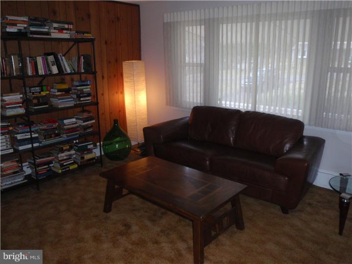 904 Valley Road Blue Bell, PA 19422 - Photo 8 of 25 Living Room