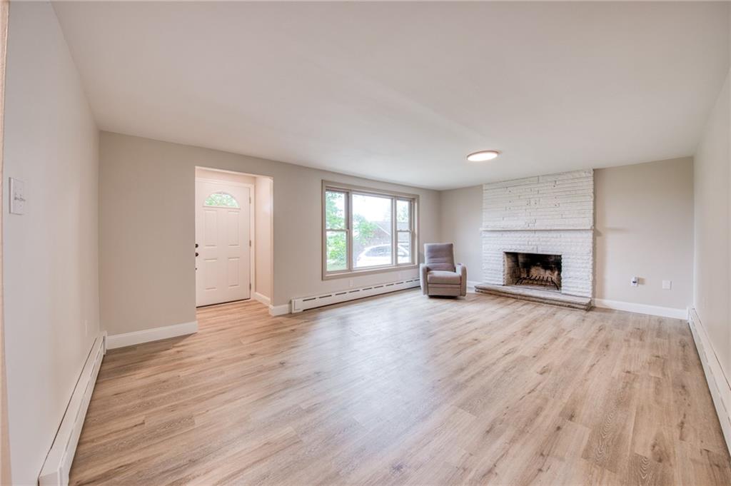 338 Moon Clinton Road Coraopolis, PA 15108 - Photo 3 of 39