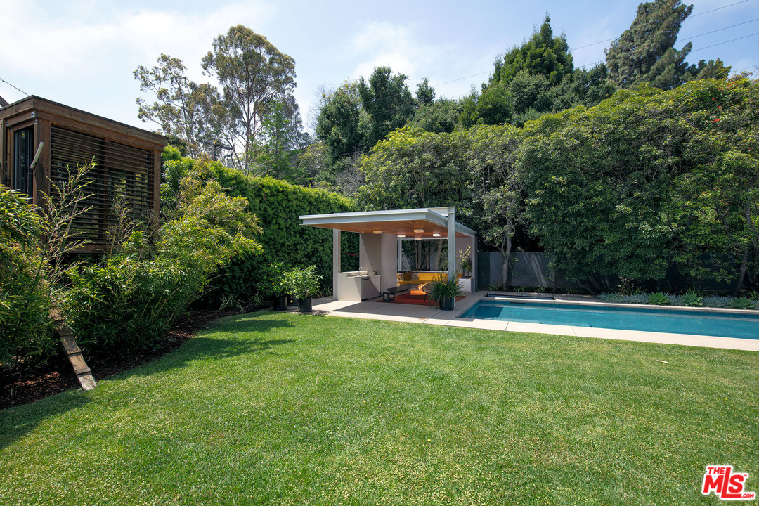 431 Homewood Road Los Angeles, CA 90049 - Photo 26 of 27