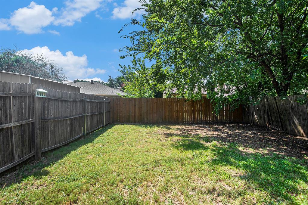 6819 West Cleburne Road Fort Worth, TX 76133 - Photo 24 of 24 a view of wooden fence