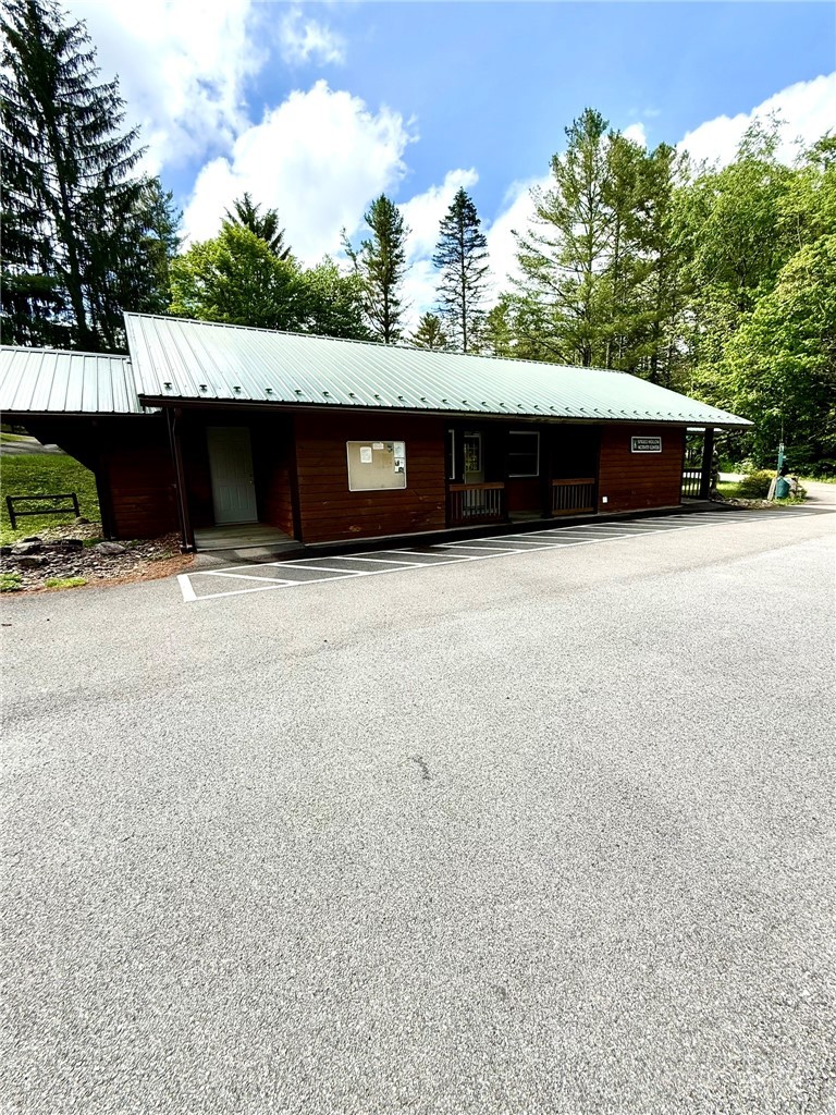 154 Pine Valley Road Newland, NC 28657 - Photo 15 of 43
