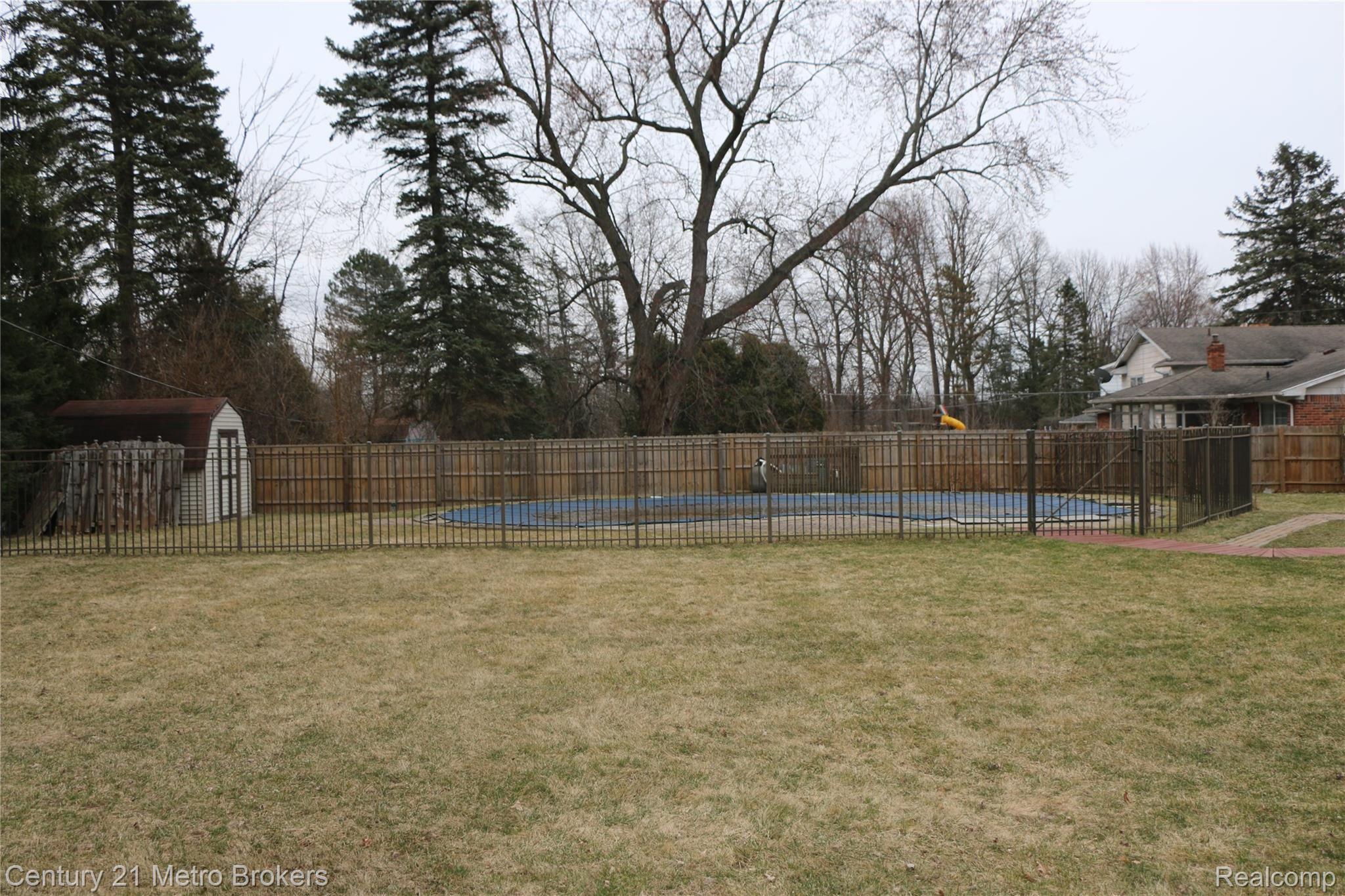 6333 Rustic Ridge Trail Grand Blanc, MI 48439 - Photo 20 of 22 IMG_3145.JPG