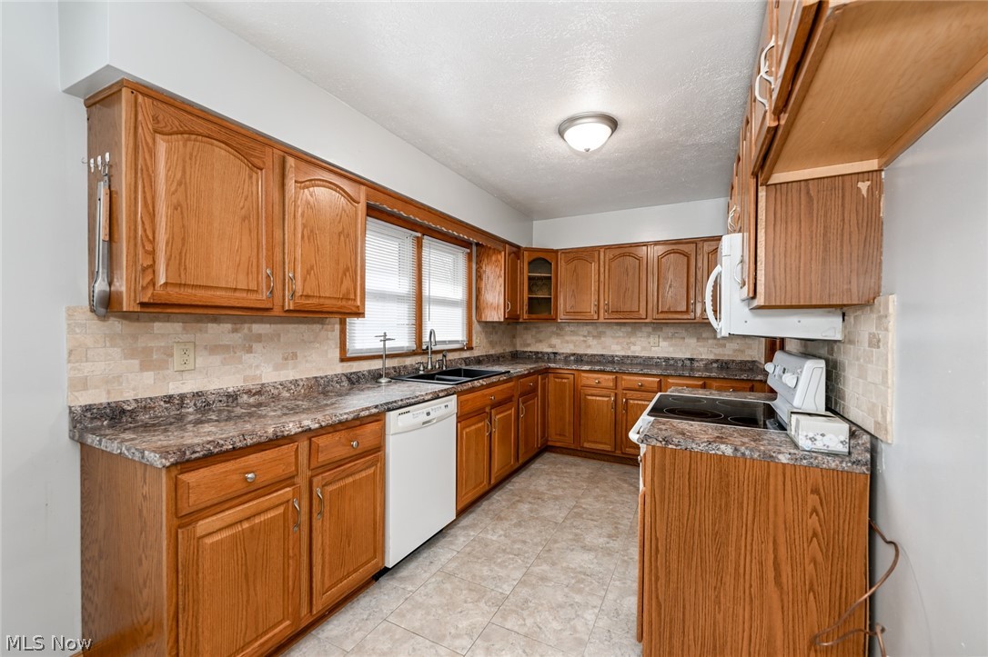 3576 Kent Road Stow, OH 44224 - Photo 6 of 25