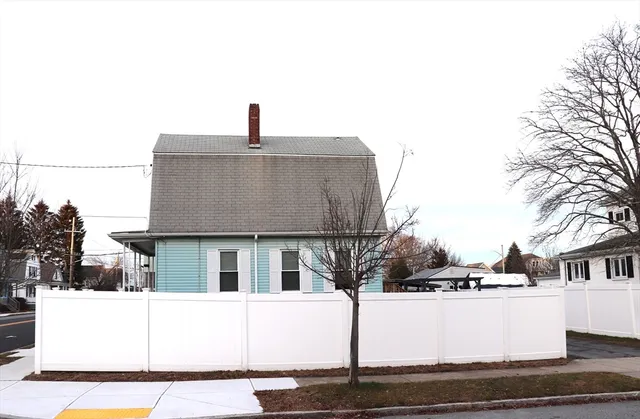 $399,900 | 214 Church Street, New Bedford, MA 02745