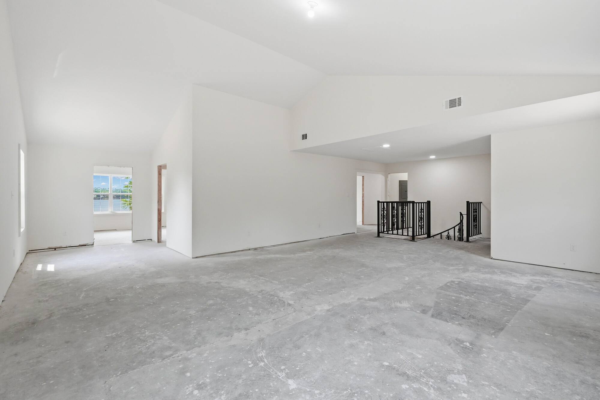 680 Mallet Bayou Road Freeport, FL 32439 - Photo 53 of 76 Sitting Room