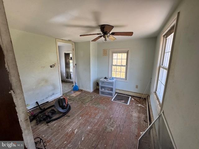 9440 Hollow Road Middletown, MD 21769 - Photo 8 of 20 a living room with furniture and a window