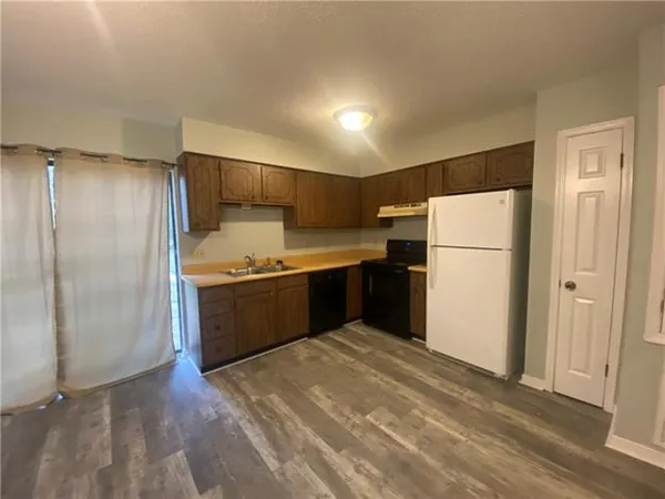 $1,050 | 21096 Washington Avenue, Unit B, Abita Springs, LA 70420
