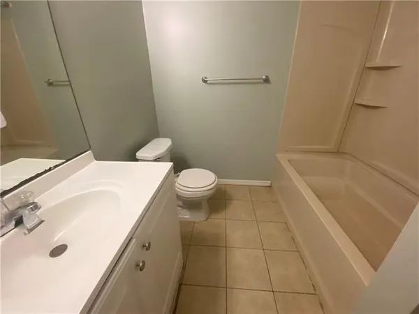 $1,050 | 21096 Washington Avenue, Unit B, Abita Springs, LA 70420