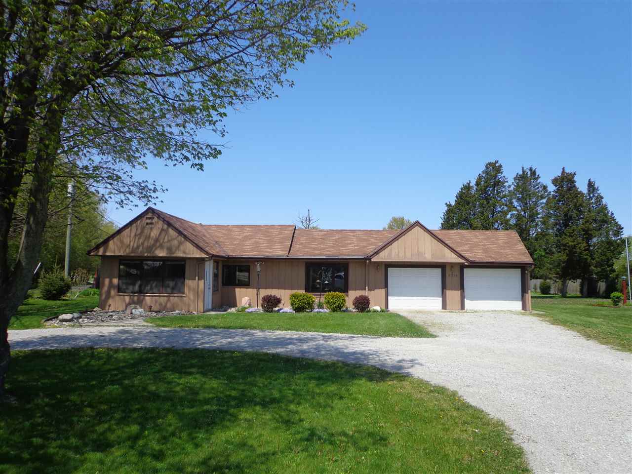 8318 Covington Road Fort Wayne, IN 46804 - Photo 1 of 35 Gallery Image 1