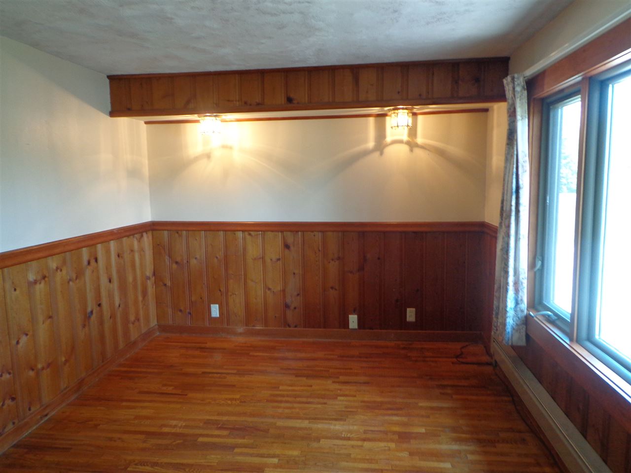 8318 Covington Road Fort Wayne, IN 46804 - Photo 4 of 35 Gallery Image 4