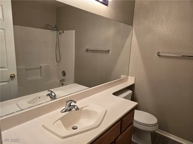 $2,349 | 1817 Summit Pointe Drive, Las Vegas, NV 89117