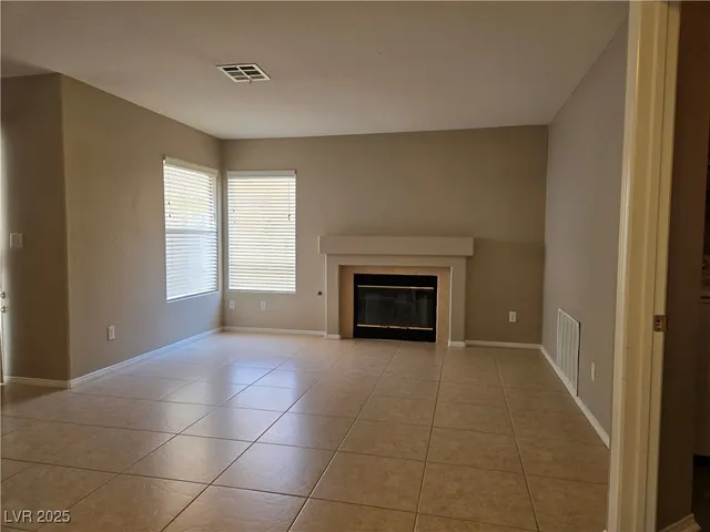$2,199 | 1817 Summit Pointe Drive, Las Vegas, NV 89117