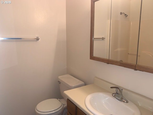 3446 Douglas Drive Springfield, OR 97478 - Photo 14 of 17