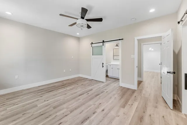 $411,750 | 50 Hunters Creek Drive, Huntsville, TX 77340