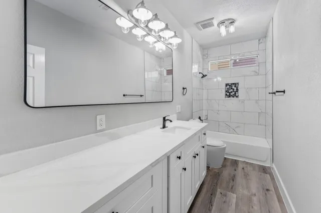 $411,750 | 50 Hunters Creek Drive, Huntsville, TX 77340