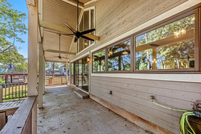 $411,750 | 50 Hunters Creek Drive, Huntsville, TX 77340