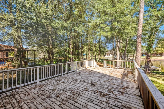 $411,750 | 50 Hunters Creek Drive, Huntsville, TX 77340