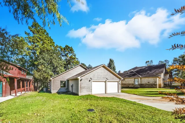 $411,750 | 50 Hunters Creek Drive, Huntsville, TX 77340