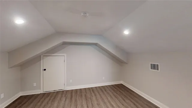 $411,750 | 50 Hunters Creek Drive, Huntsville, TX 77340