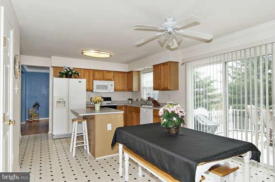 5923 Clear Ridge Road Elkridge, MD 21075 - Photo 3 of 30 Kitchen