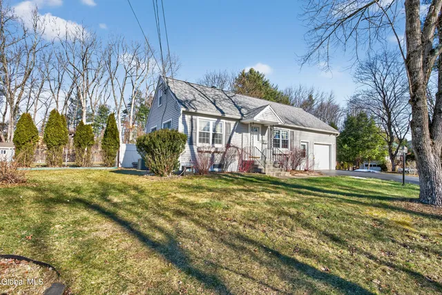 $314,900 | 1 Velina Drive, Guilderland, NY 12203