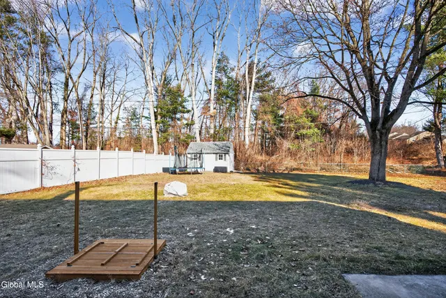 $314,900 | 1 Velina Drive, Guilderland, NY 12203