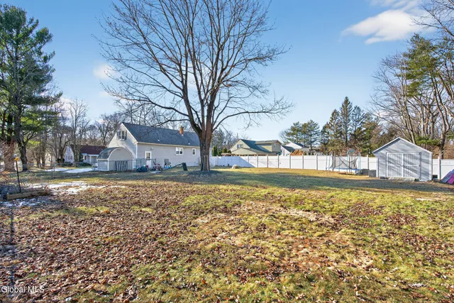 $314,900 | 1 Velina Drive, Guilderland, NY 12203