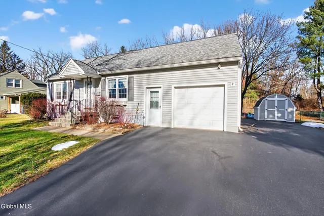 $314,900 | 1 Velina Drive, Guilderland, NY 12203