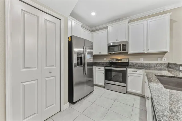 $2,800 | 2271 Cerulean Sky Drive, Lutz, FL 33558