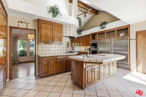 $1,099,999 | 6956 Wish Avenue, Van Nuys, CA 91406