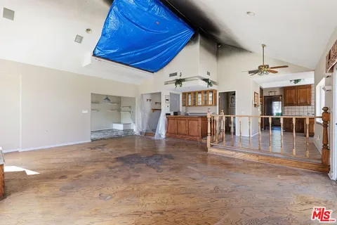 $1,099,999 | 6956 Wish Avenue, Van Nuys, CA 91406