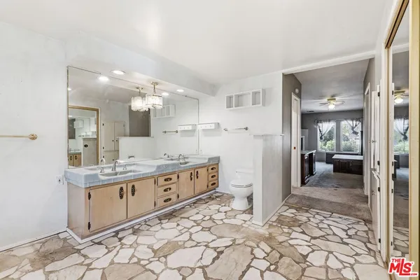 $1,099,999 | 6956 Wish Avenue, Van Nuys, CA 91406