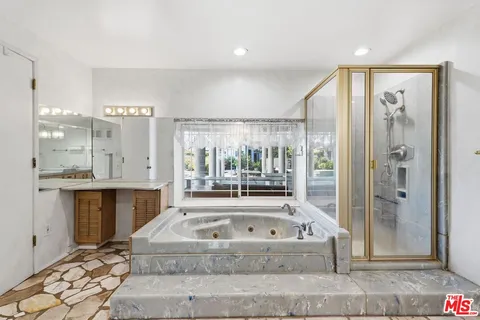 $1,099,999 | 6956 Wish Avenue, Van Nuys, CA 91406