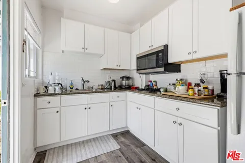 $1,099,999 | 6956 Wish Avenue, Van Nuys, CA 91406