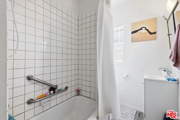 $1,099,999 | 6956 Wish Avenue, Van Nuys, CA 91406