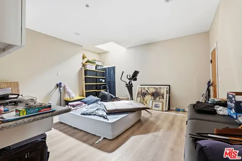 $1,099,999 | 6956 Wish Avenue, Van Nuys, CA 91406